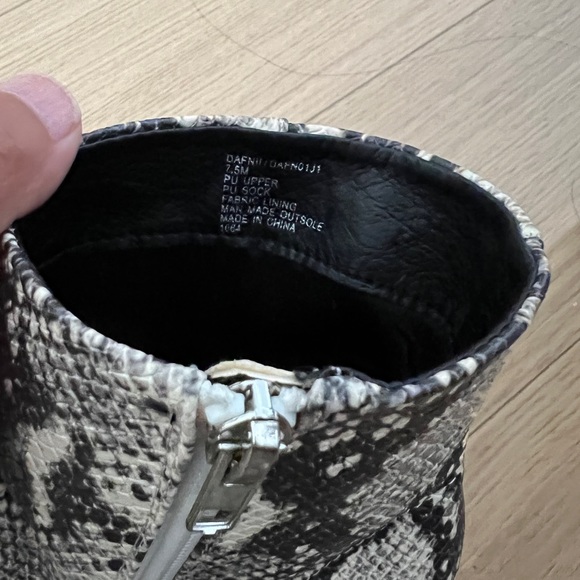 Snake Booties - Picture 6 of 7